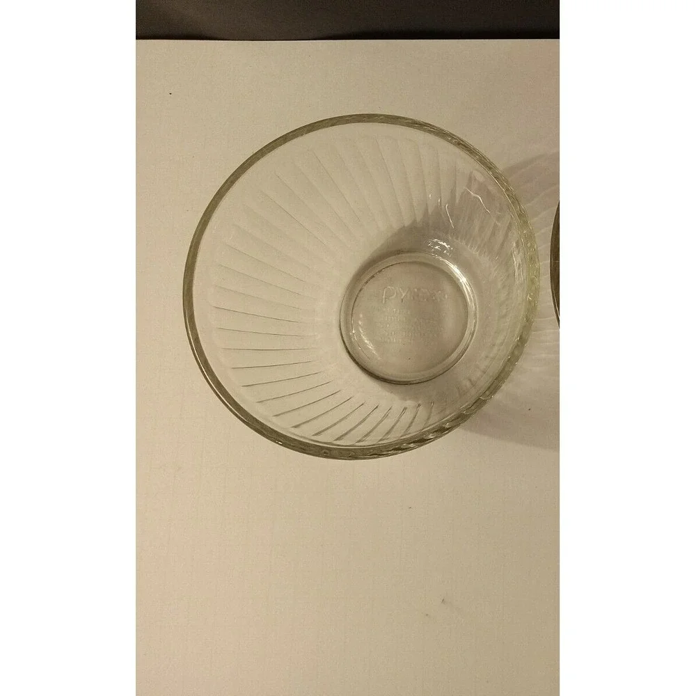 Vintage Pyrex 7401-S Clear Blue Ribbed Glass 3 cup Mixing Bowl